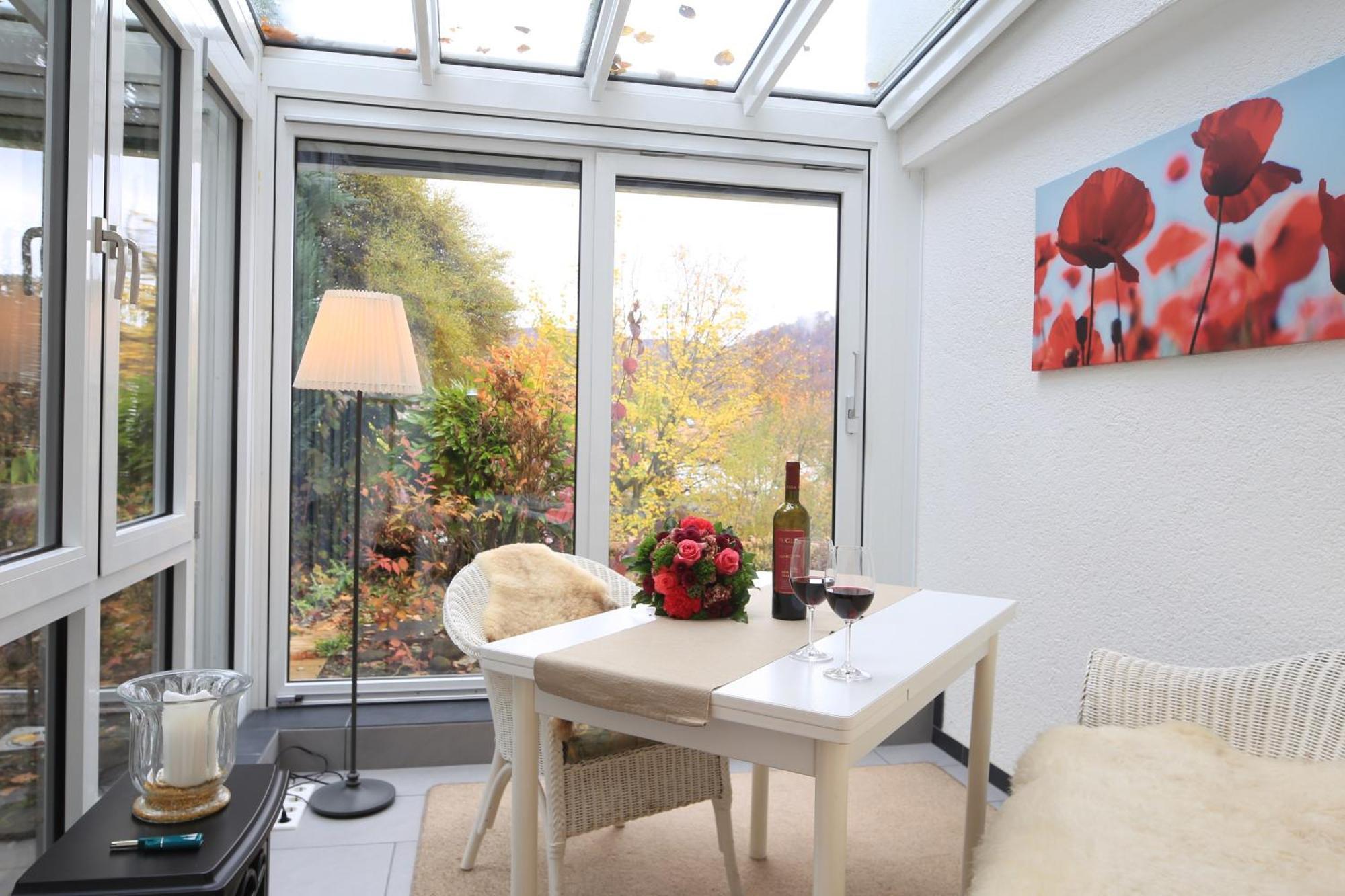 Haus Am Sonnenhuegel Lägenhet Bad Urach Exteriör bild